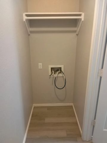 2720 Countryside Lane, Fort Worth, TX 76133