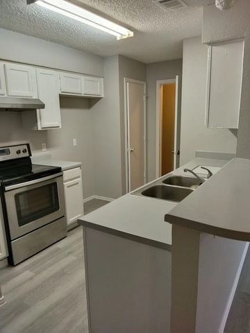 2720 Countryside Lane, Fort Worth, TX 76133