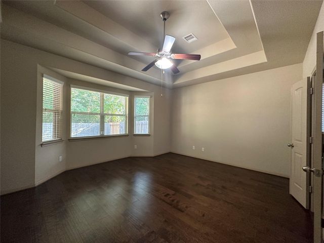 2423 Garden Shadow Drive, Conroe, TX 77384