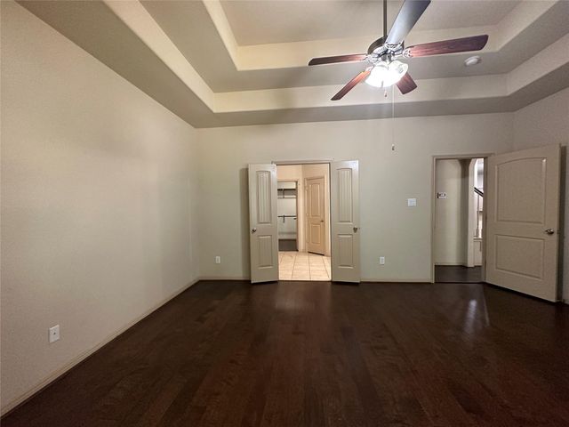 2423 Garden Shadow Drive, Conroe, TX 77384