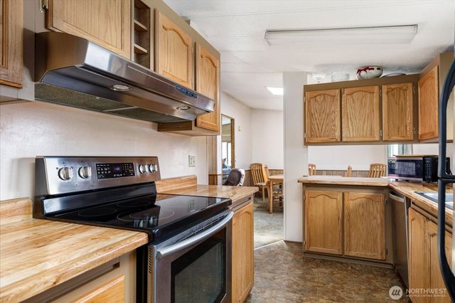2172 Norman Drive, Oak Harbor, WA 98277