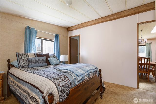 2172 Norman Drive, Oak Harbor, WA 98277