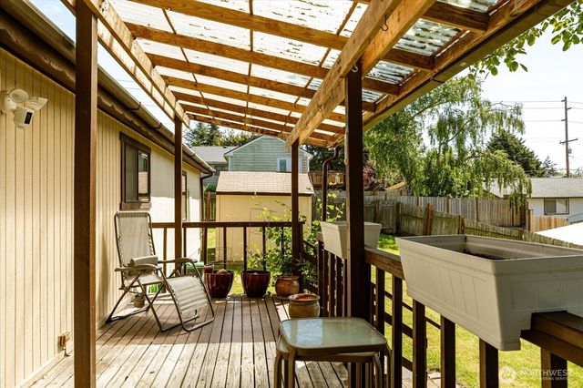 2172 Norman Drive, Oak Harbor, WA 98277