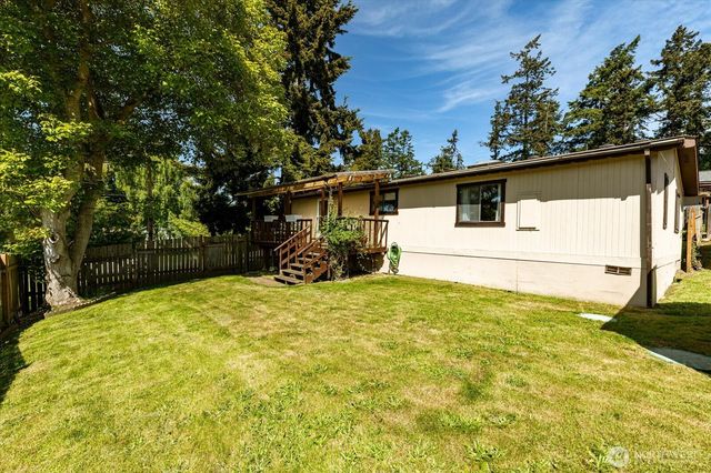 2172 Norman Drive, Oak Harbor, WA 98277