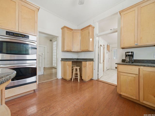 126 Kennedy Ave, San Antonio, TX 78209