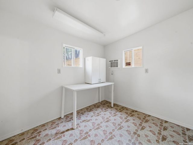 126 Kennedy Ave, San Antonio, TX 78209