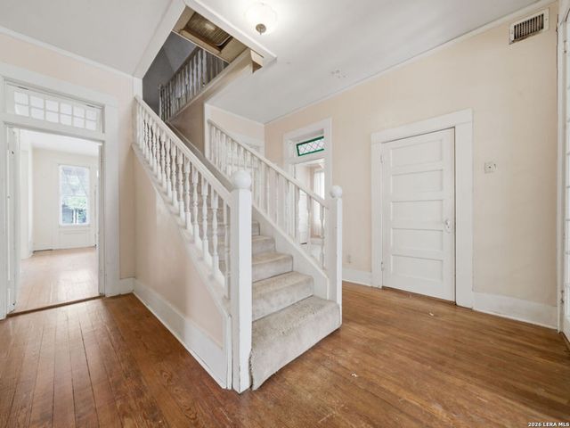 126 Kennedy Ave, San Antonio, TX 78209