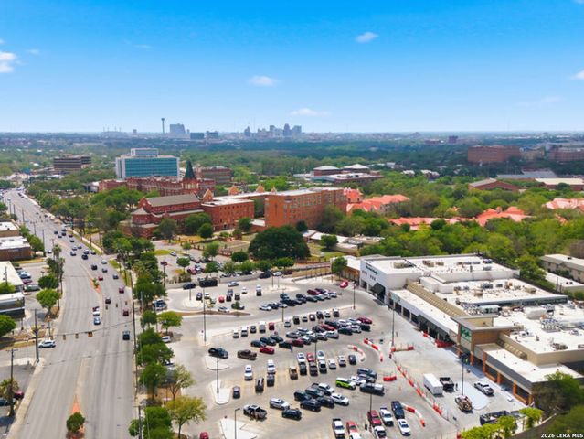 126 Kennedy Ave, San Antonio, TX 78209