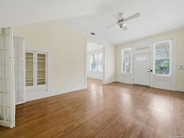 126 Kennedy Ave, San Antonio, TX 78209