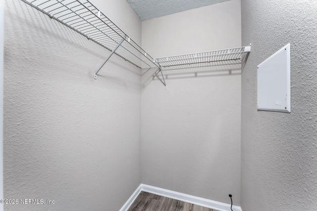 7828 HAMMOND Boulevard, Jacksonville, FL 32220