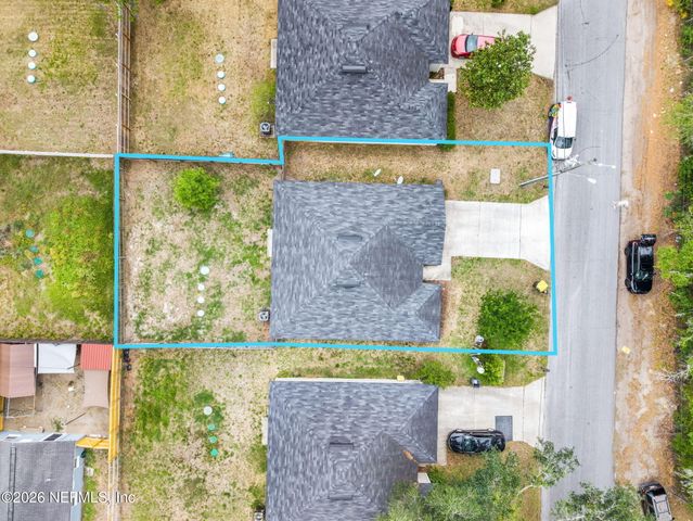 7828 HAMMOND Boulevard, Jacksonville, FL 32220