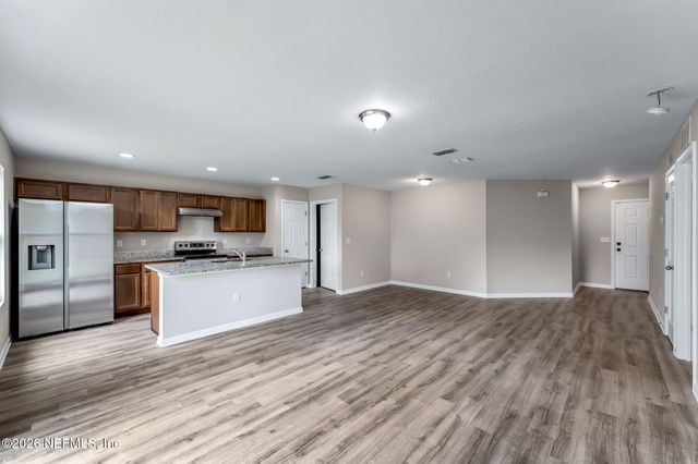 7828 HAMMOND Boulevard, Jacksonville, FL 32220