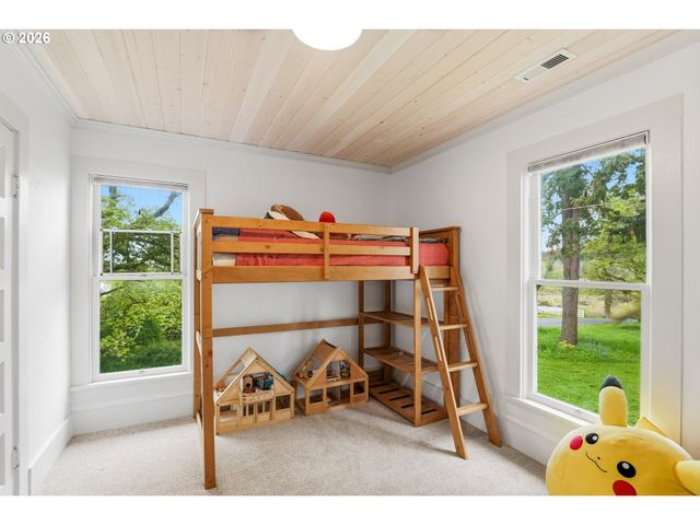 17386 S CALLAHAN Rd, Molalla, OR 97038