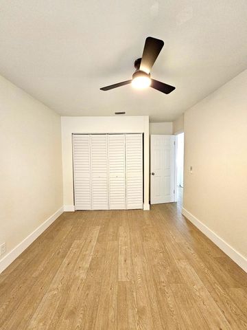 4780 Orleans Court B, West Palm Beach, FL 33415