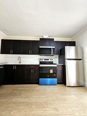 4780 Orleans Court B, West Palm Beach, FL 33415