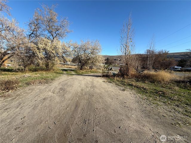 23227 Highway 20, Okanogan, WA 98840