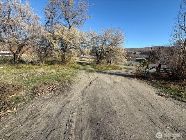 23227 Highway 20, Okanogan, WA 98840