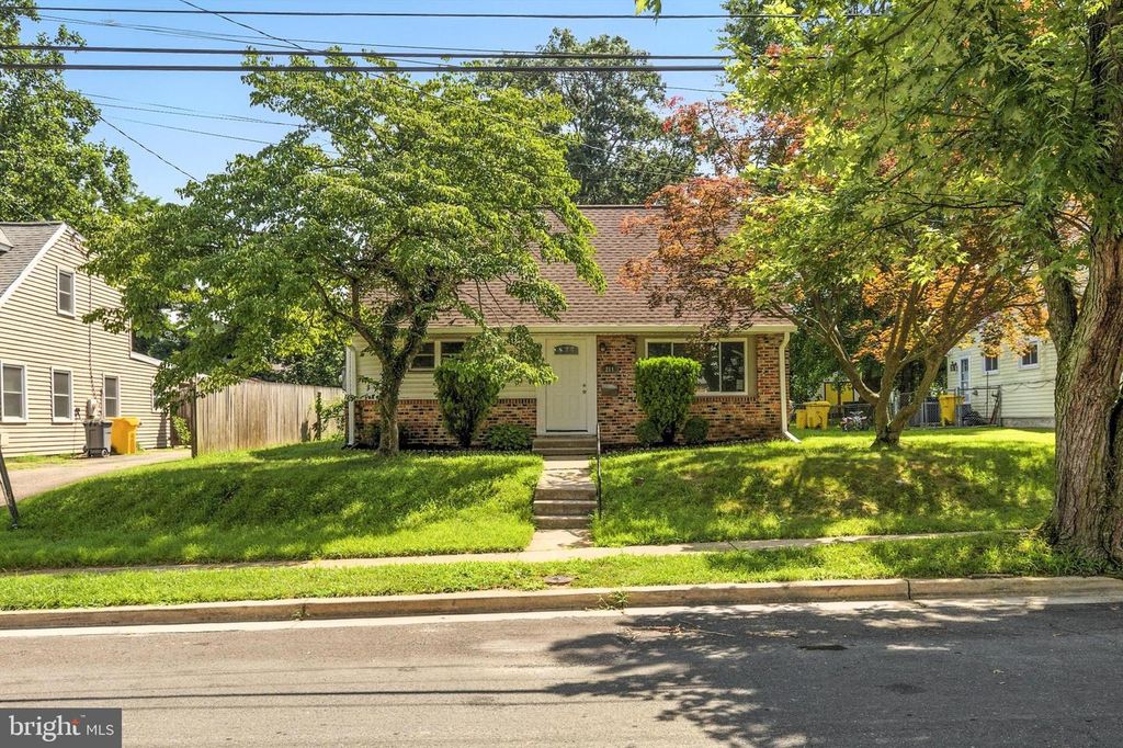 211 KUETHE RD NE, Glen Burnie, MD 21060
