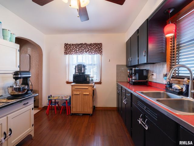 128 N LUELLYN Place, Hanna City, IL 61536