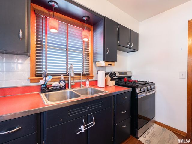 128 N LUELLYN Place, Hanna City, IL 61536