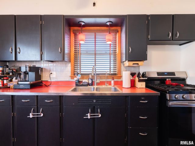 128 N LUELLYN Place, Hanna City, IL 61536