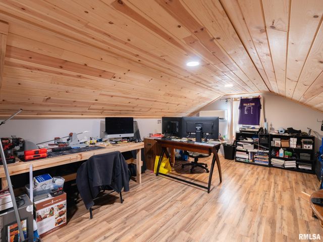 128 N LUELLYN Place, Hanna City, IL 61536