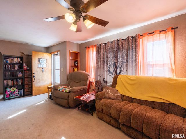 128 N LUELLYN Place, Hanna City, IL 61536