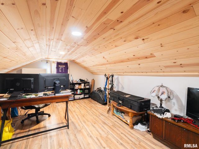 128 N LUELLYN Place, Hanna City, IL 61536