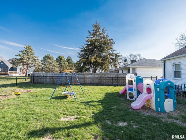 128 N LUELLYN Place, Hanna City, IL 61536