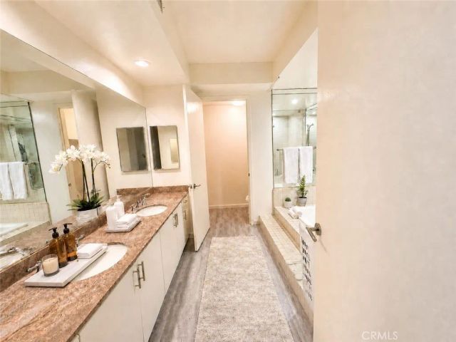235 S Tower 108, Beverly Hills, CA 90211