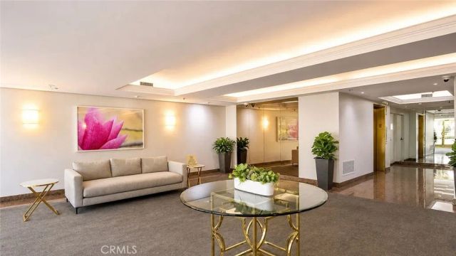 235 S Tower 108, Beverly Hills, CA 90211