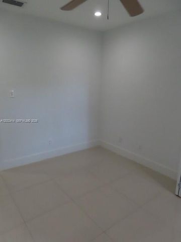 11543 SW 109th Road 24B, Miami, FL 33176