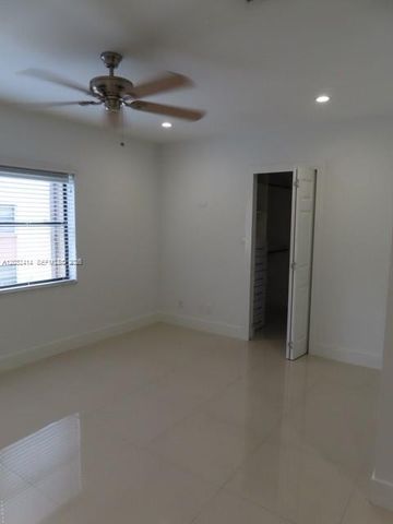 11543 SW 109th Road 24B, Miami, FL 33176