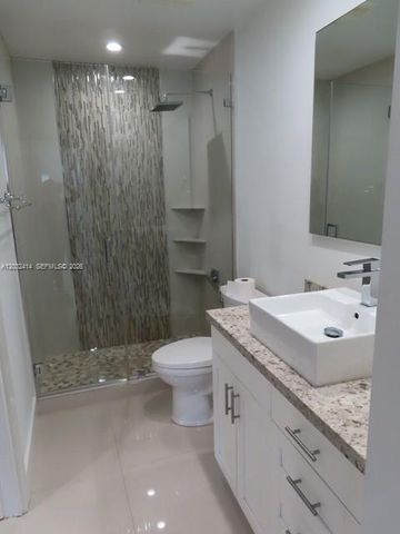 11543 SW 109th Road 24B, Miami, FL 33176