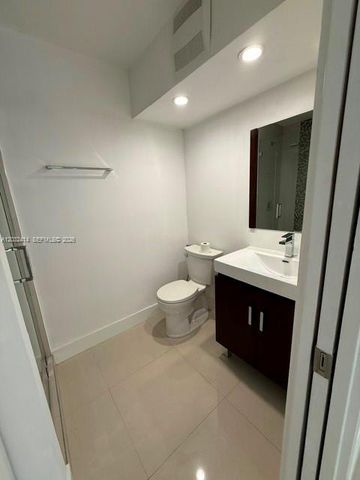 11543 SW 109th Road 24B, Miami, FL 33176