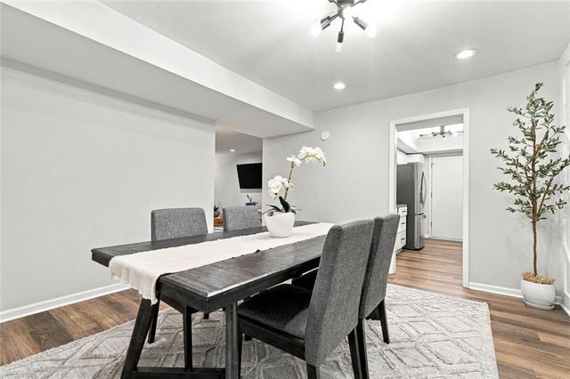 6851 Roswell Road Q-15, Sandy Springs, GA 30328