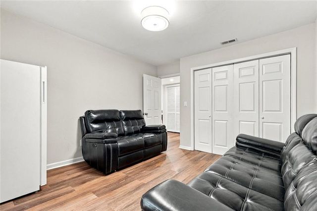 6851 Roswell Road Q-15, Sandy Springs, GA 30328