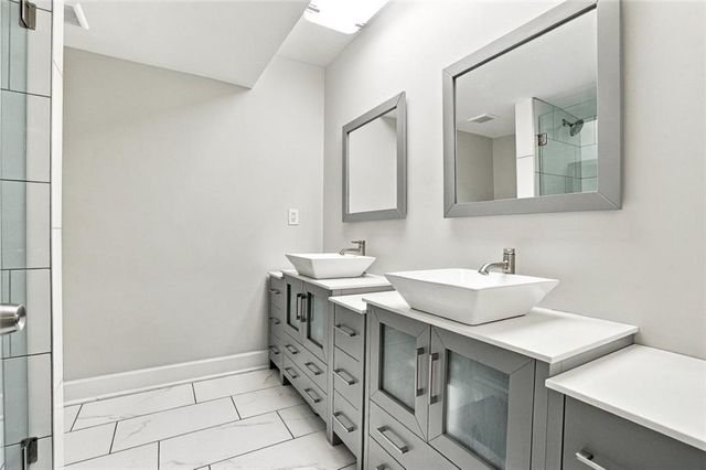 6851 Roswell Road Q-15, Sandy Springs, GA 30328
