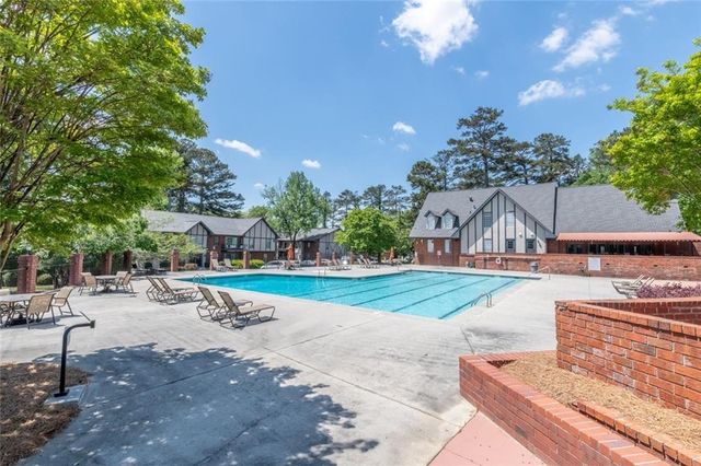 6851 Roswell Road Q-15, Sandy Springs, GA 30328