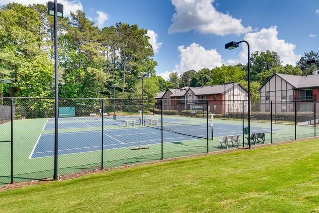 6851 Roswell Road Q-15, Sandy Springs, GA 30328