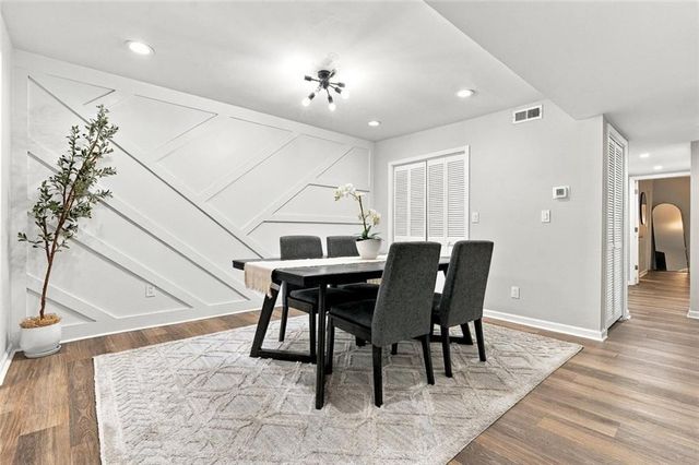6851 Roswell Road Q-15, Sandy Springs, GA 30328