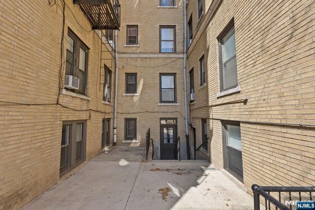 50 Reservoir Avenue B1, Jersey City, NJ 07307
