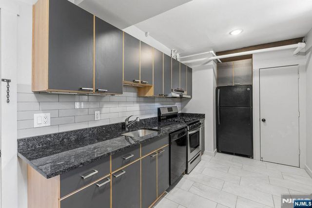 50 Reservoir Avenue B1, Jersey City, NJ 07307