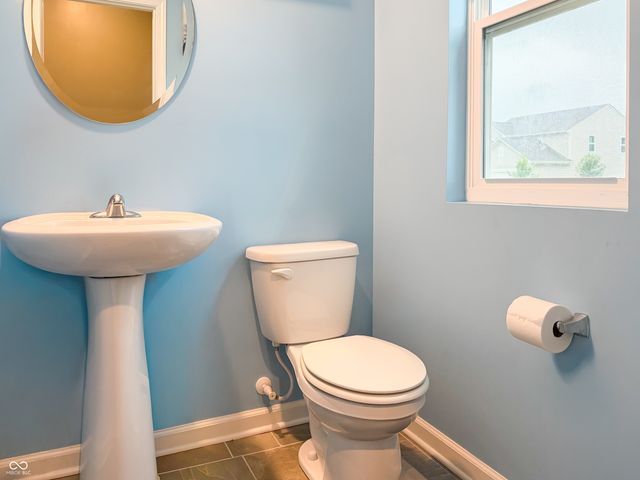 4061 Sedgewick Lane, Columbus, IN 47201