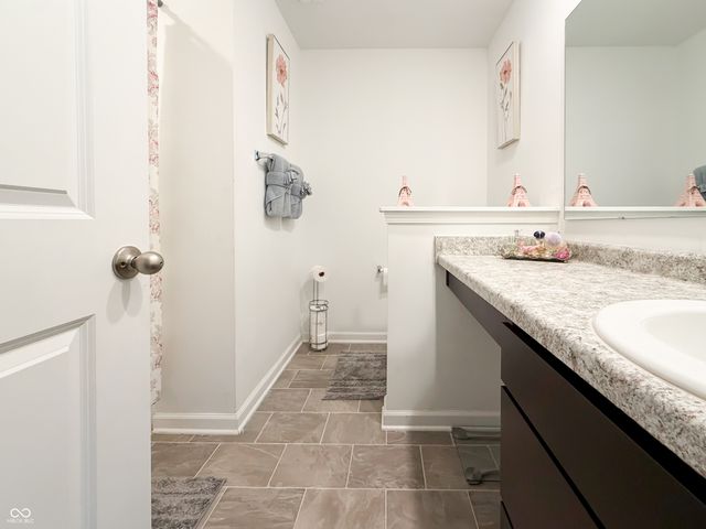 4061 Sedgewick Lane, Columbus, IN 47201