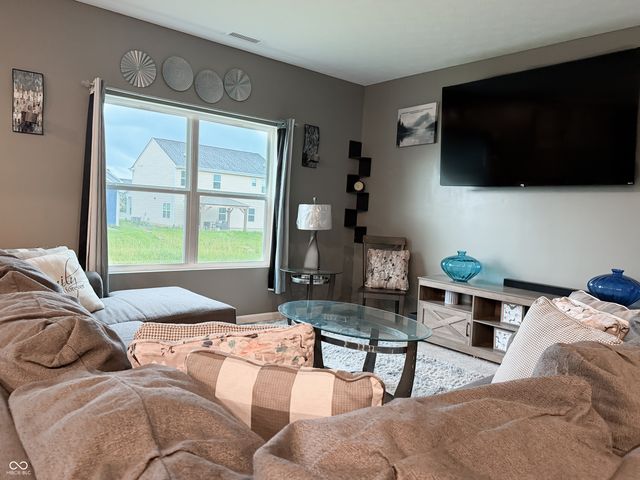 4061 Sedgewick Lane, Columbus, IN 47201