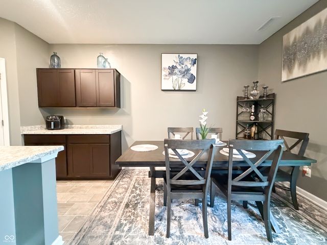 4061 Sedgewick Lane, Columbus, IN 47201