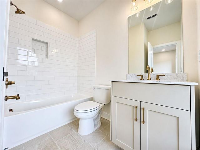 200 Midnight Oak Run 4, Alpharetta, GA 30009