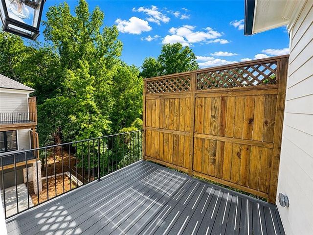 200 Midnight Oak Run 4, Alpharetta, GA 30009
