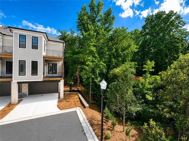 200 Midnight Oak Run 4, Alpharetta, GA 30009